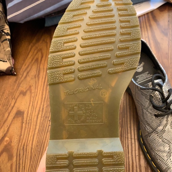 Dr Martens Silver Snake Oxfords - Picture 2 of 3